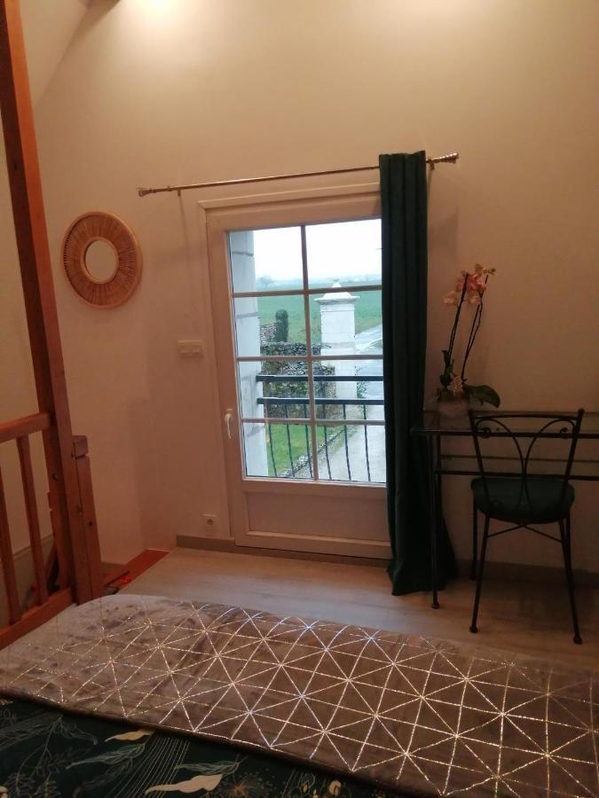Le Clos Des Augers. Chambre Descartes Azay-sur-Cher Экстерьер фото
